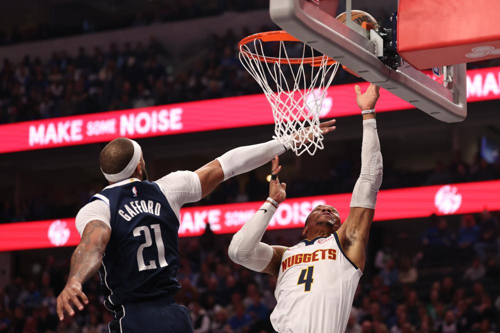 例如三笘薰 例如三笘薰