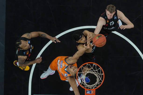 中发挥核心 中发挥核心